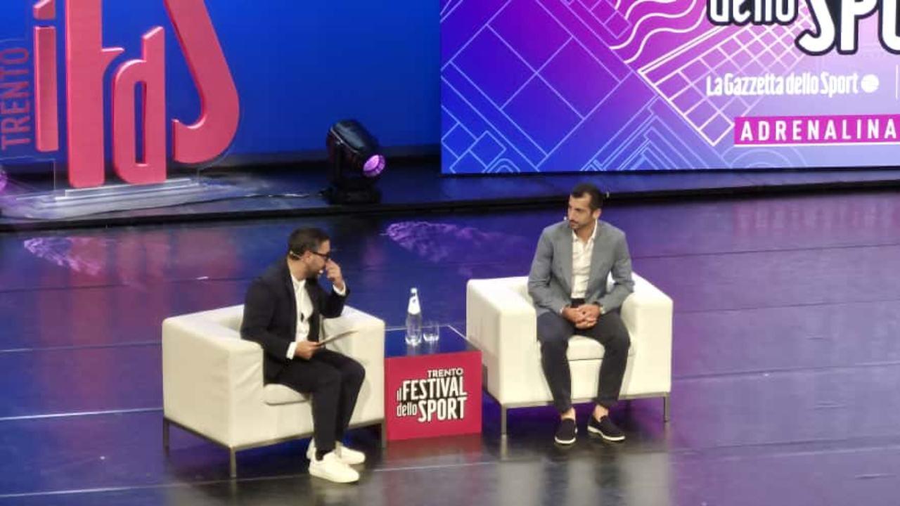 接手多特, 萨打了四场, 我不能忘记 接手多特, 萨打了四场, 我不能忘记