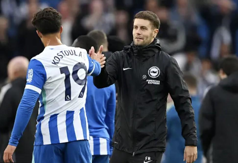 我们在前场, 许尔策勒表, 阶段的表现 我们在前场, 许尔策勒表, 阶段的表现